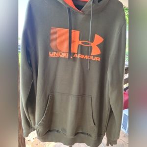 UnderArmor Hoodie